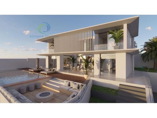 Chalet en venta en Adeje photo 0