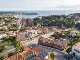 Casa en venta en Sant Feliu de Guíxols photo 0