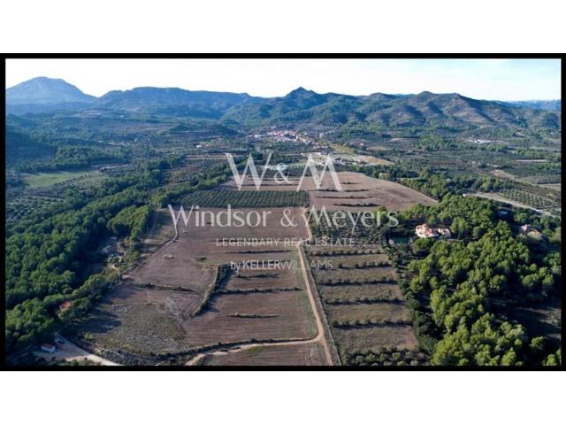 Terreno en venta en Vilanova d'Escornalbou photo 0