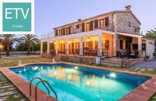 Chalet en venta en Sineu, Sineu photo 0