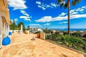 Chalet en venta en Mijas, Calahonda photo 0