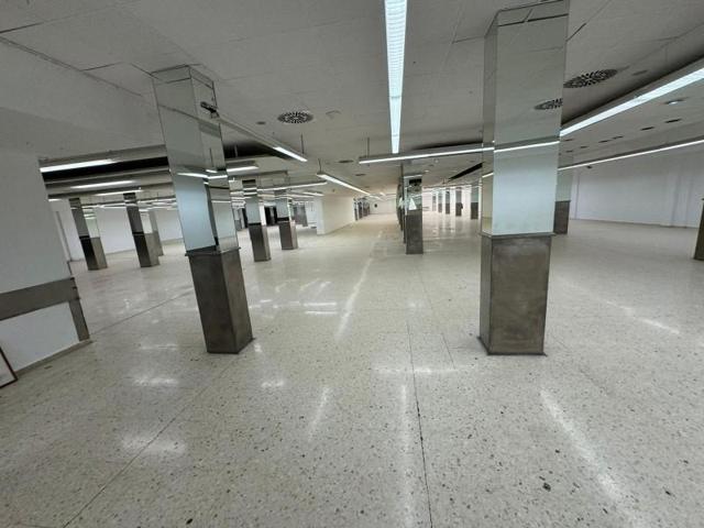 Local comercial en venta en La Laguna, La Laguna photo 0