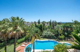 Apartamento en venta en Marbella, Lomas de Marbella Club photo 0
