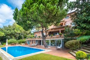 Chalet en venta en Barcelona, SARRIA photo 0