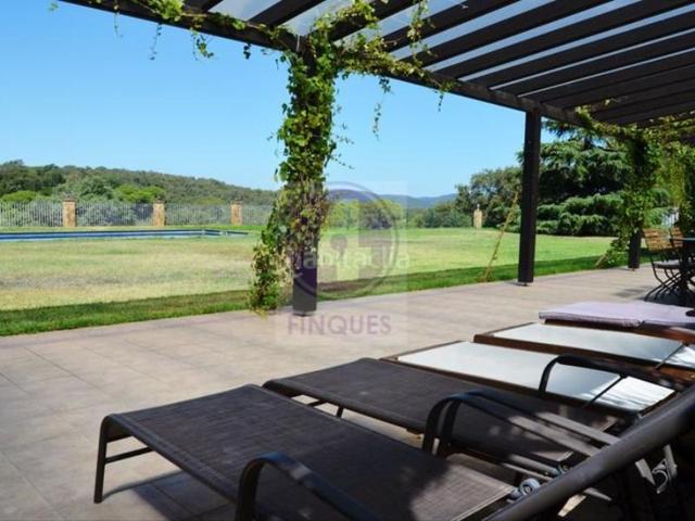 Casa en venta en Castell-Platja d'Aro photo 0