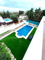 Chalet en venta en Marbella, Xarblanca photo 0