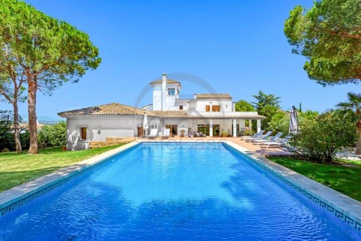 Chalet en venta en Sotogrande, Sotogrande Alto - Zona G photo 0