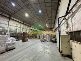 Nave industrial en venta en Pinto photo 0