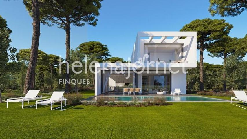 Chalet en venta en Caldes de Malavella, SELVA photo 0