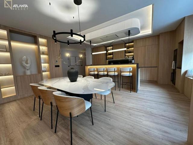 Apartamento en venta en Madrid, Universidad photo 0