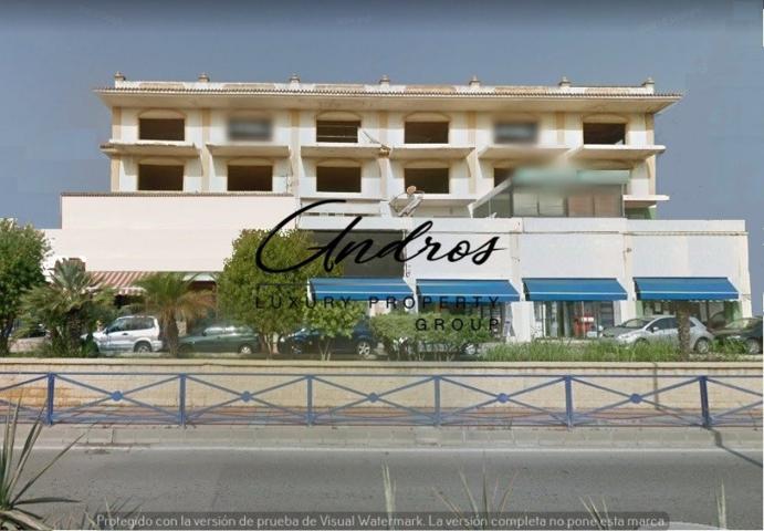 Edificio en venta en Manilva, San Luís de Sabinillas - Centro photo 0