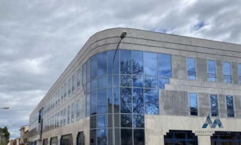 Edificio en venta en Torrijos, Avda de la Estación, 45500 photo 0