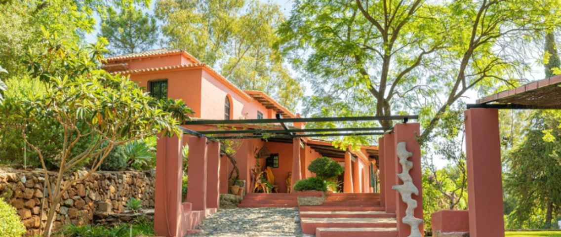 Chalet en venta en Benahavís photo 0