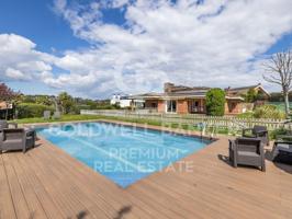 Casa en venta en Cerdanyola del Vallès photo 0