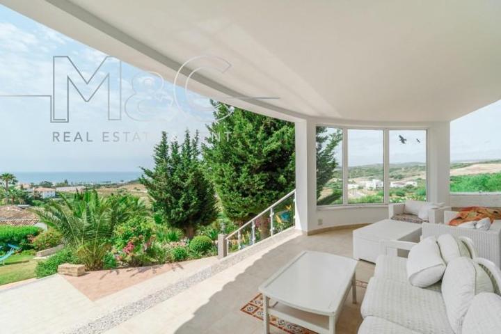 Chalet en venta en Estepona, Urb. don pedro photo 0