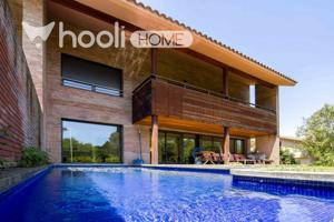 Casa en venta en Sant Cugat del Vallès, Sant Cugat Del Valles photo 0