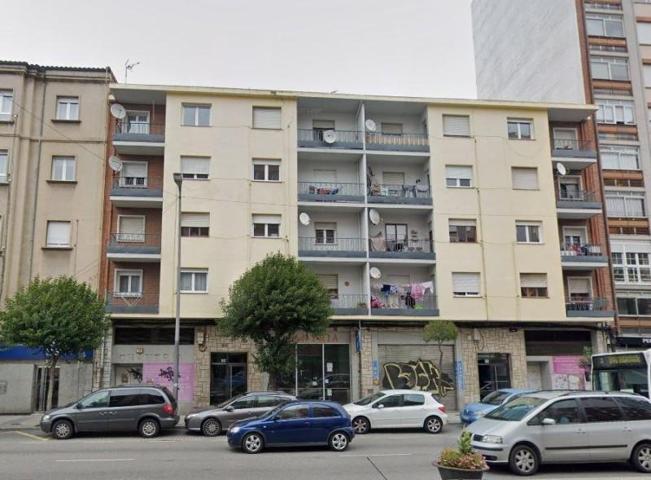 Edificio en venta en León, La Chantría photo 0