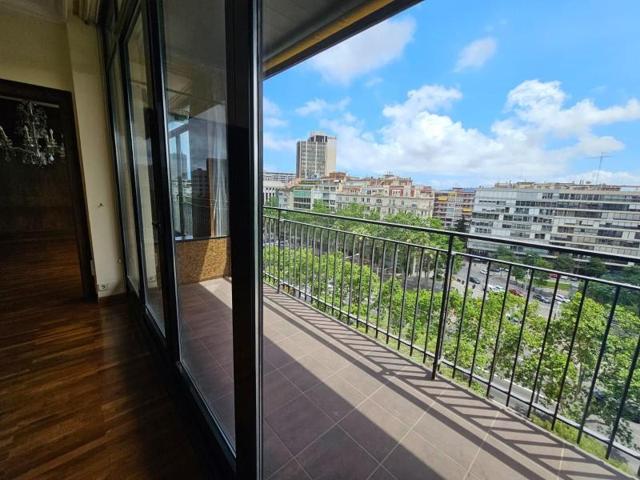 Apartamento en venta en Barcelona photo 0