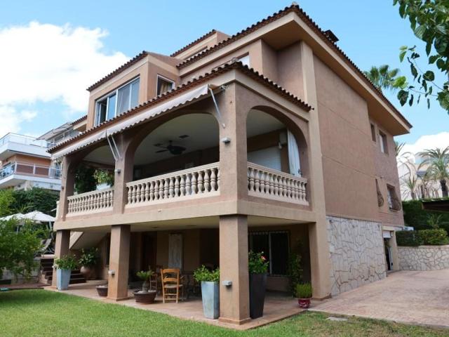 Chalet en venta en San Juan playa, Cabo de las huertas photo 0