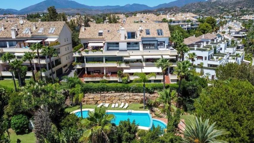 Atico Duplex en venta en Marbella, Lomas de Marbella Club photo 0