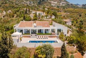 Chalet en venta en Mijas, Campo de mijas photo 0