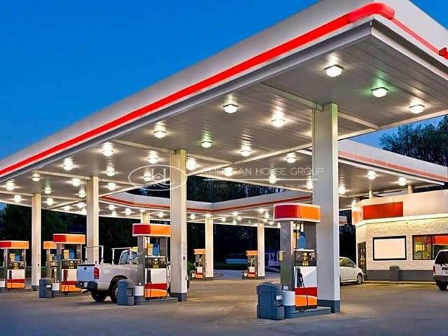 Edificio en venta en Sevilla, Sevilla, 41002 photo 0