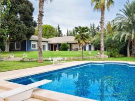 Chalet en venta en Alicante photo 0