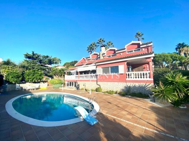 Chalet en venta en Alella, Can Teixido photo 0