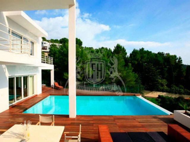 Chalet en venta en Santa Eulalia Del Rio, Santa Eulalia del Río - Santa Eulària des Riu photo 0