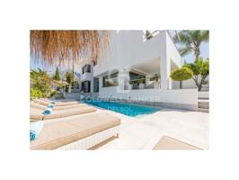 Chalet en venta en Marbella, Nagüeles photo 0