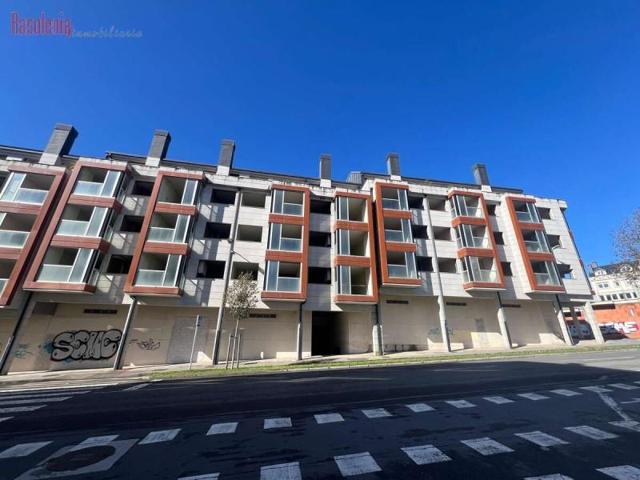 Local comercial en venta en Carballo, Carballo photo 0