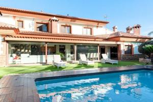 Chalet en venta en Calpe, Benicolada photo 0