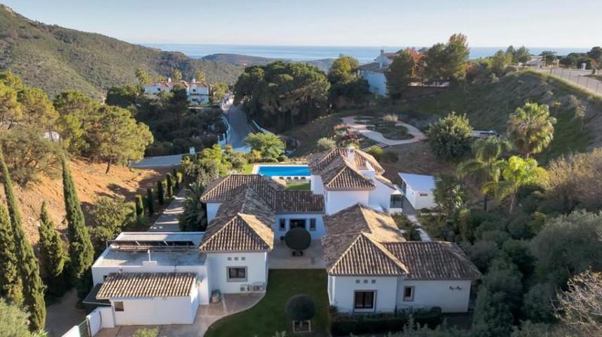 Chalet en venta en Benahavís, Monte Mayor photo 0