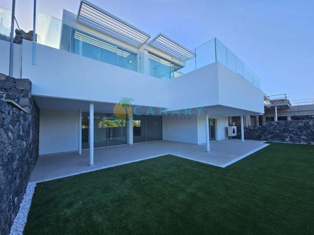 Chalet en venta en Adeje, La Caldera photo 0