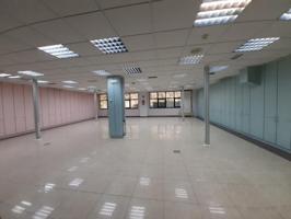 Nave industrial en venta en A Coruña, Mesoiro-Pocomaco photo 0