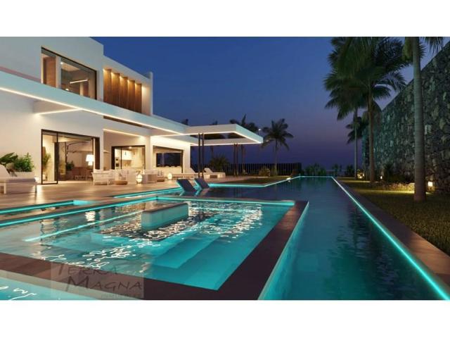 Terreno en venta en Adeje photo 0