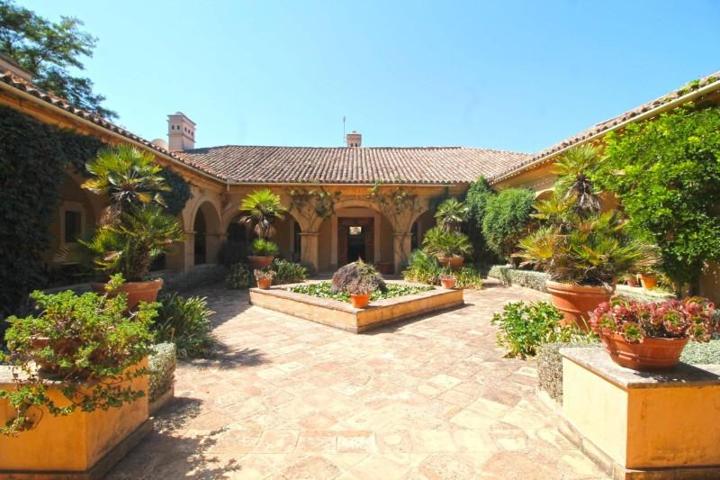 Chalet en venta en Ronda, Ctra. Sevilla photo 0