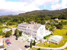 Edificio en venta en Viveiro photo 0