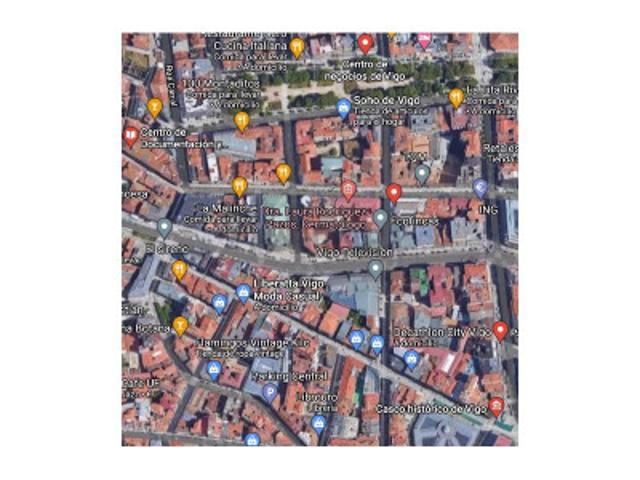 Edificio en venta en Vigo photo 0