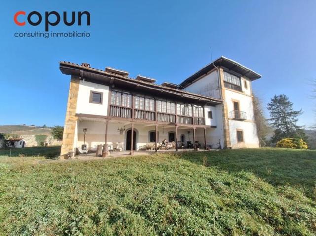 Casa en venta en Oviedo, Oviedo photo 0