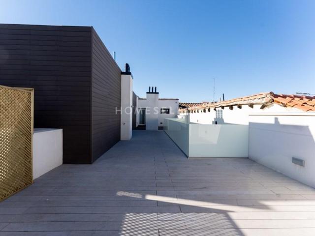 Aticos en venta en Madrid, Universidad - Malasaña photo 0