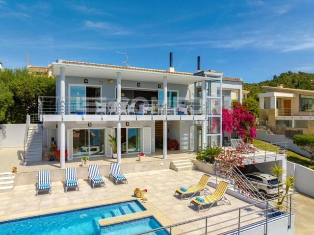 Chalet en venta en Alcúdia, Alcanada photo 0