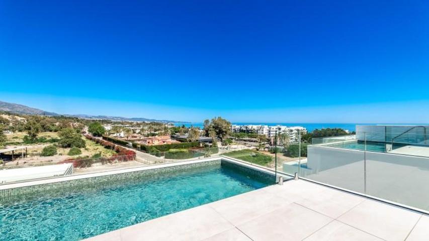 Atico Duplex en venta en Marbella, Milla de oro photo 0