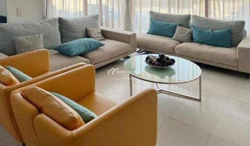 Chalet en venta en Adeje, El Duque photo 0