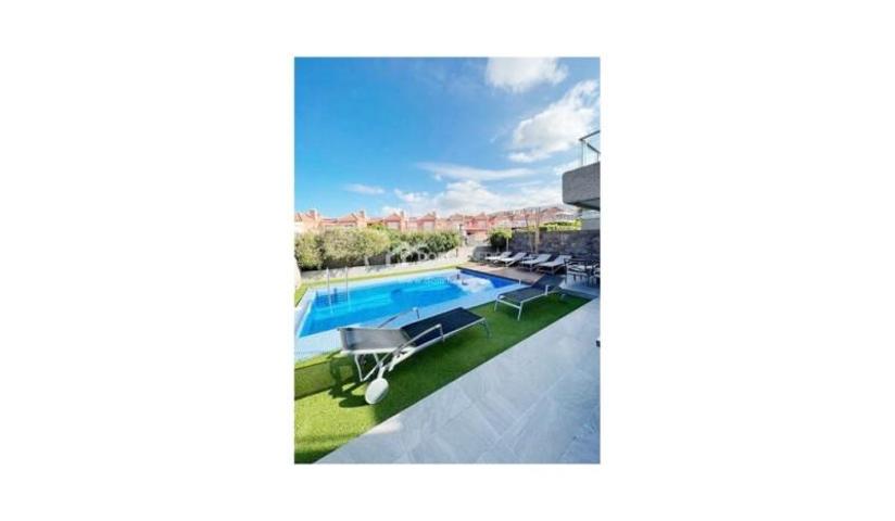 Casa en venta en Adeje photo 0