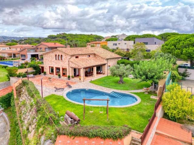 Chalet en venta en Sant Feliu de Guíxols, Les Bateries photo 0