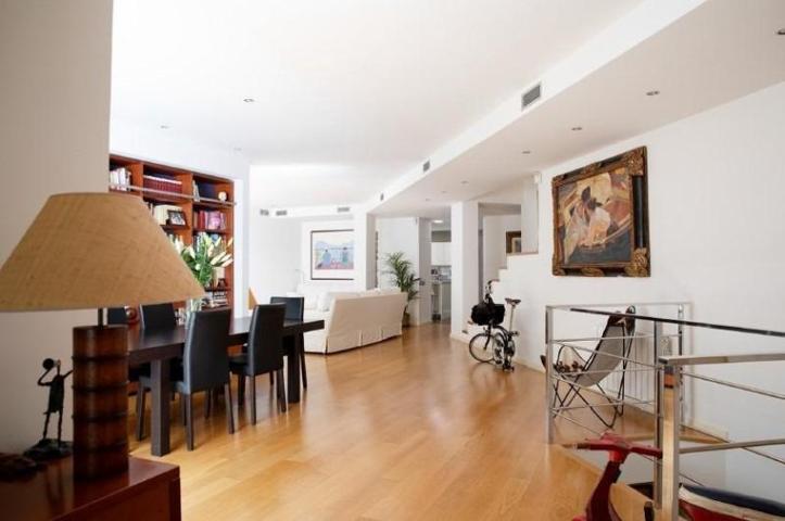 Planta baja en venta en Barcelona, Les Tres Torres photo 0