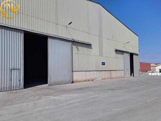 Nave industrial en venta en Camargo, Aeropuerto photo 0