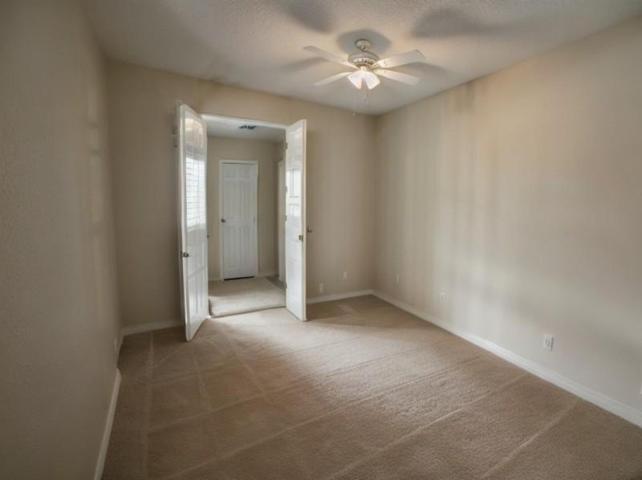 Edificio en venta en Barcelona, Sant Antoni photo 0