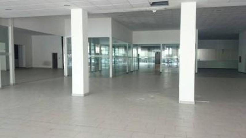 Local comercial en venta en Murcia, La Flota photo 0
